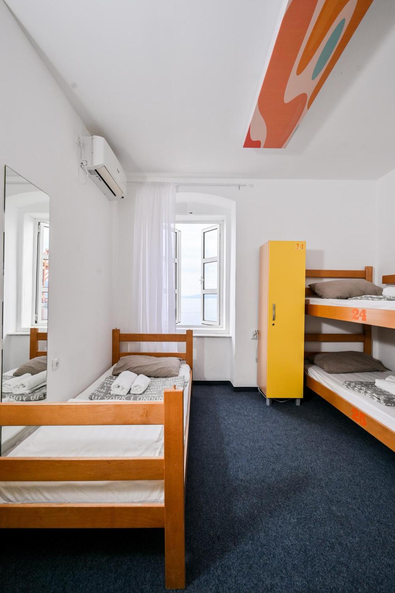 Hostel Fun Rijeka Phòng bức ảnh